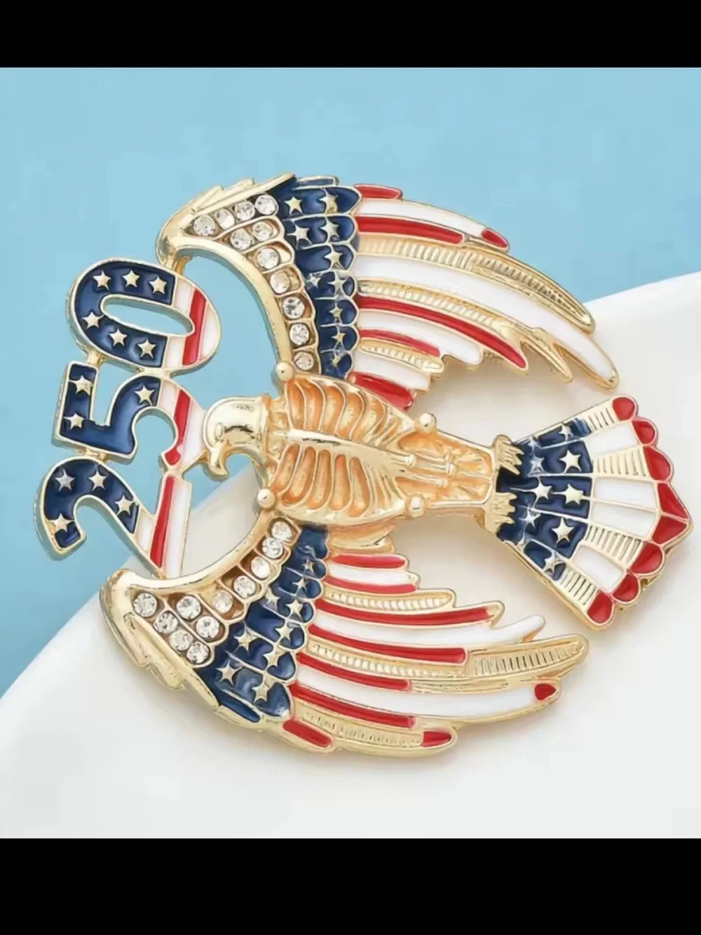Patriotic Eagle 250 Gold Brooch